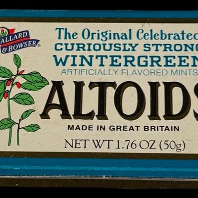 Sale Photo Thumbnail #269: Altoids Tin with Commodore Vanderbilt Locomotive