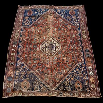 Sale Photo Thumbnail #299: Vintage Oriental Eastern Style Carpet