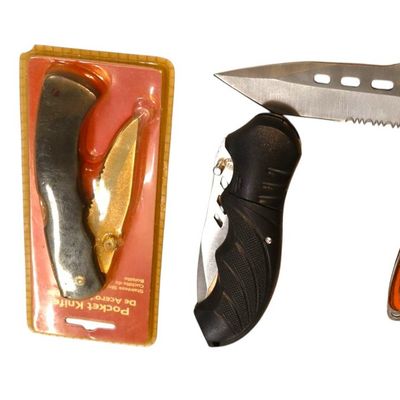 Sale Photo Thumbnail #276: 5 folding pockets knives with beltloops and 1 with original package