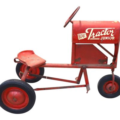 Sale Photo Thumbnail #262: Vintage BMC Tractor Junior Metal Pedal Toy 36 L