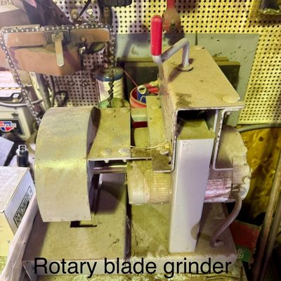 Rotary Blade Grinder
