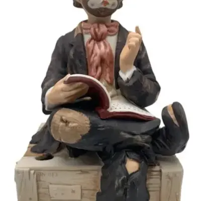 Sale Photo Thumbnail #25: Melody In Motion Man Sitting On Crate Porcelain Figurine – Soji Watanabe Musical Collectible