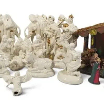 Sale Photo Thumbnail #65: 2 Vintage Nativity Scene Sets – Made in Italy Lighted Stable & Glazed Pottery Figures