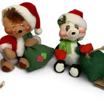 Sale Photo Thumbnail #31: 4 Annalee Christmas Bears – Santa, Mrs. Claus & Sledding Bear Holiday Collectibles