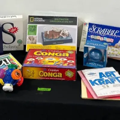 CJ209 Children’s Games, Toys & Arts & Crafts