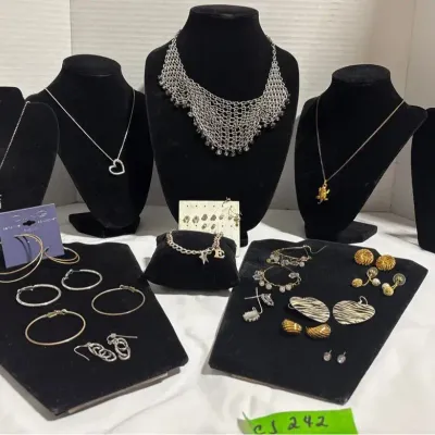 CJ242 Various Costume Jewelry Pieces- Necklaces & Earrings