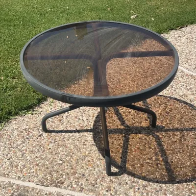 CJ103 Glass-Top Outdoor Patio Side Table