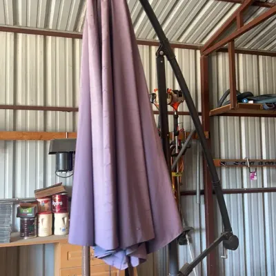 CJ109 Offset Cantilever Patio Umbrella