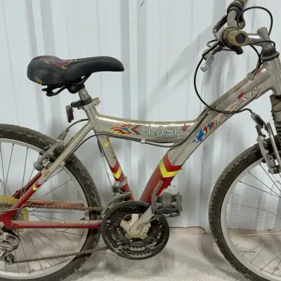 CJ116 Quasar Clash Bike 