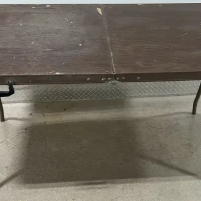CJ202 Brown Plastic bi-fold Folding Table 