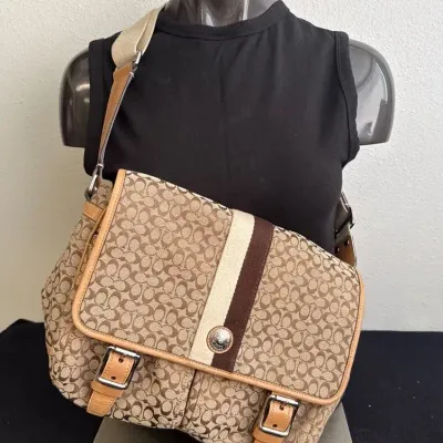 Coach Messenger Bag Voyager Brown Crossbody Signature Heritage Stripe F70182