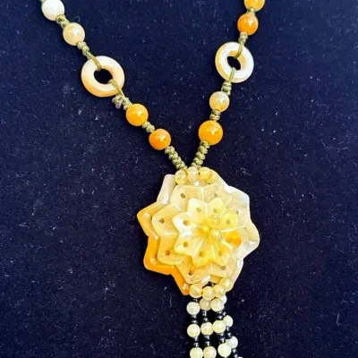 Magnificent Vintage? Adjustable Necklace * Unique Semi Precious Gemstone Flower  