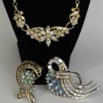 Sparkly Costume Jewelry 15.5” Necklace & Two Brilliant Brooches * Blue Pin Is Trifari 