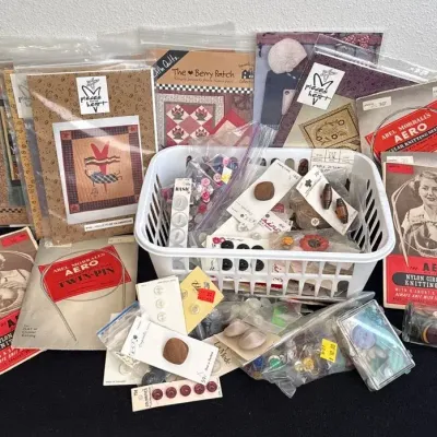Fantastic New Wall Quilt Patterns, Circular Knitting Pins & Vintage Buttons