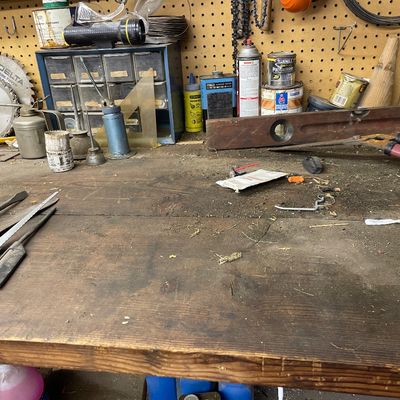 Sale Photo Thumbnail #25: Top of work bench