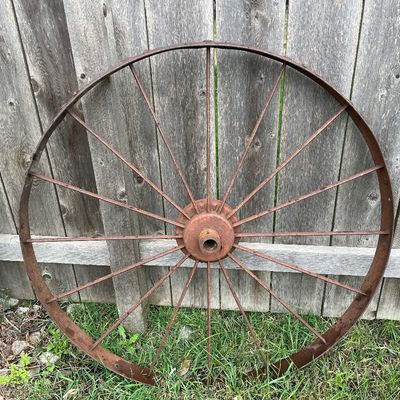 Sale Photo Thumbnail #210: Wagon wheel