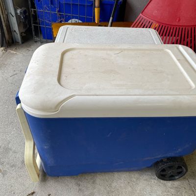 Sale Photo Thumbnail #180: Coolers