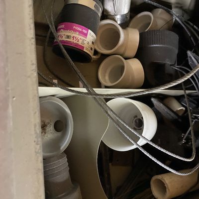 Sale Photo Thumbnail #55: Heavy duty cabinet
