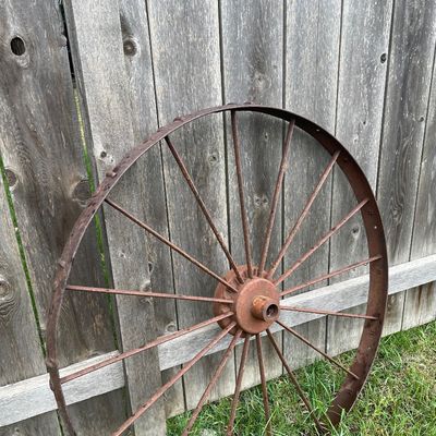Sale Photo Thumbnail #211: Wagon wheel