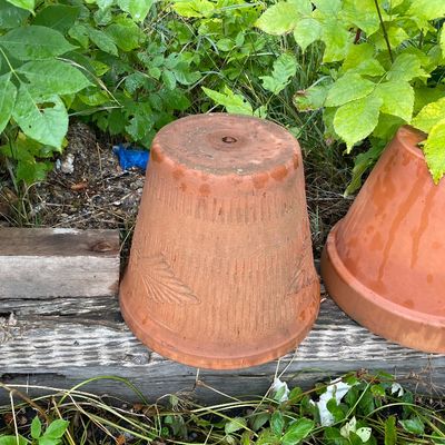Sale Photo Thumbnail #224: Pots