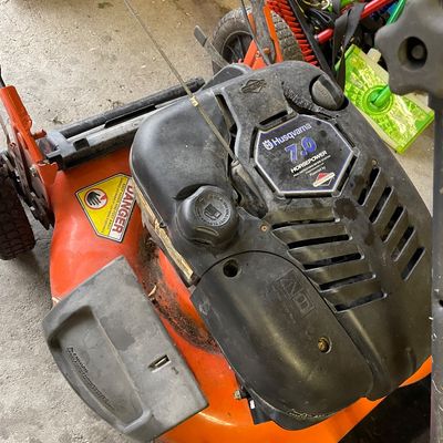 Sale Photo Thumbnail #178: Lawnmower