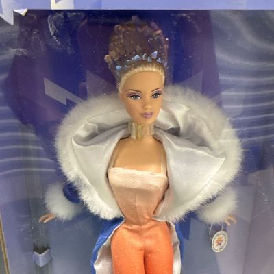 Fire and Ice 2002 SLC Olympic Barbie collectible unopened box excellent condition