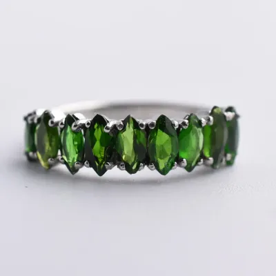 Chrome Diopside Sterling Silver Line Ring
