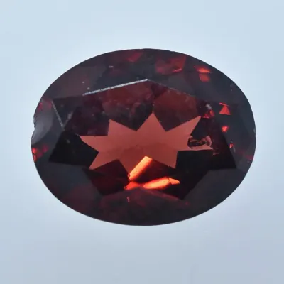 2.3ct Garnet