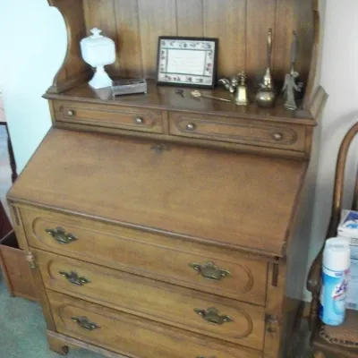 Sale Photo Thumbnail #44: Vintage Maple Ethan Allen Secretary Desk