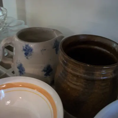 Sale Photo Thumbnail #16: Stoneware