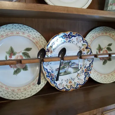 Sale Photo Thumbnail #25: Vintage Plates