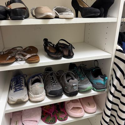 Sale Photo Thumbnail #144