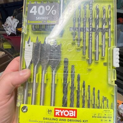 Sale Photo Thumbnail #348: Ryobi 31-Piece Drilling and Driving Kit
