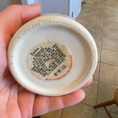 Sale Photo Thumbnail #571: Vintage 1986 Swiss Colony Stoneware Cheese Crock