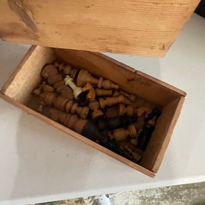 Sale Photo Thumbnail #182: Vintage Staunton Style Chess Set in Wooden Box