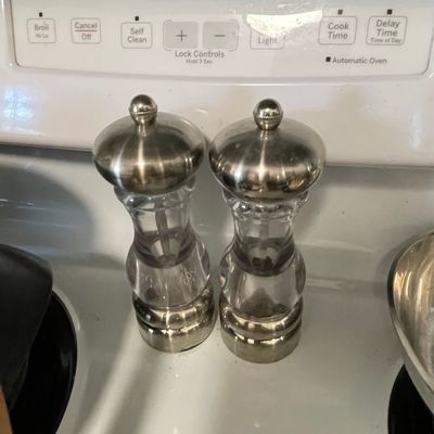 Sale Photo Thumbnail #426: Pair of Olde Thompson Acrylic and Stainless Steel Pepper and Salt Mills