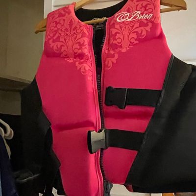 Sale Photo Thumbnail #172: O'Brien Women's Neo Flex V-Back Life Jacket