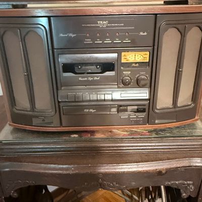 TEAC GF-330 Nostalgia Music System