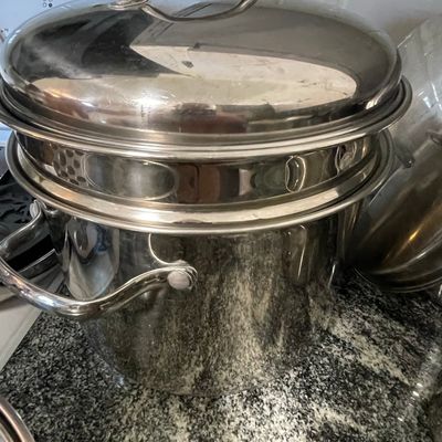 Sale Photo Thumbnail #335: Tramontina Professional 8-Quart Stainless Steel Stockpot (Missing Insert)