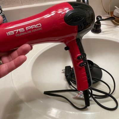 Sale Photo Thumbnail #375: Kiss 1875 Pro Tourmaline Ceramic Hair Dryer with Diffuser