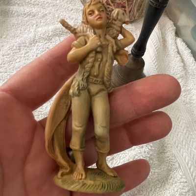 Sale Photo Thumbnail #504: Vintage Fontanini Shepherd Boy Figurine