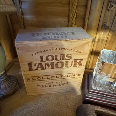 Sale Photo Thumbnail #189: Louis L'Amour Collection Featuring Willie Nelson (4 CD Set) in Wooden Crate