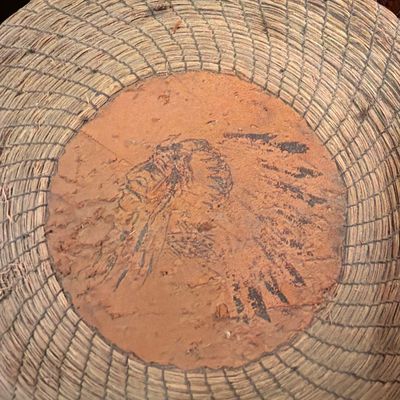 Sale Photo Thumbnail #219: Vintage Native American Style Pine Needle Coil Basket with Leather Inset