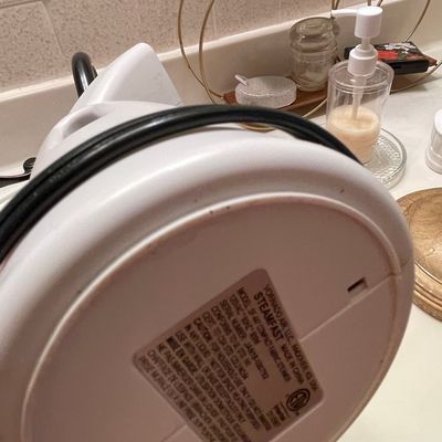 Sale Photo Thumbnail #314: Vornado Steamfast SF-447 Compact Fabric Steamer