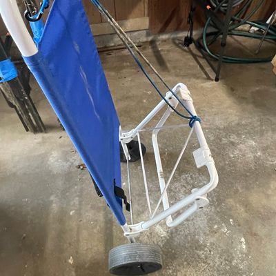Sale Photo Thumbnail #456: Mac Sports Beach Day Lounge Chair Wagon Combo Cart