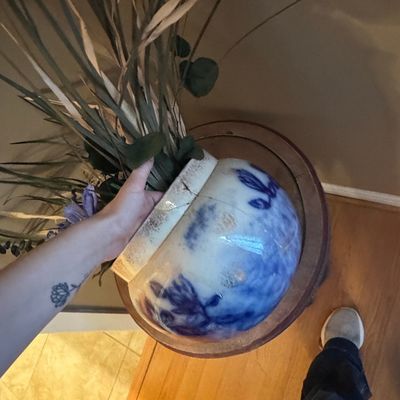 Victorian Flow Blue Jardiniere