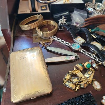 Sale Photo Thumbnail #317
