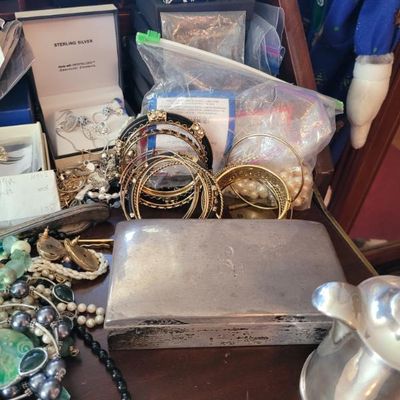 Sale Photo Thumbnail #314