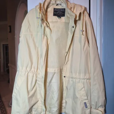 Sale Photo Thumbnail #150