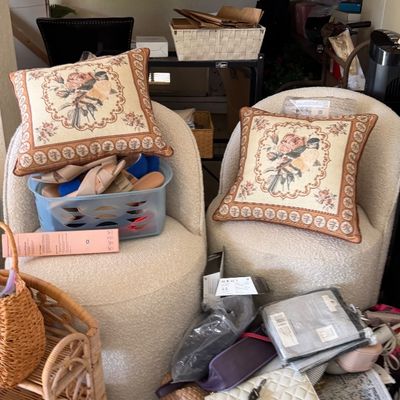 Sale Photo Thumbnail #163